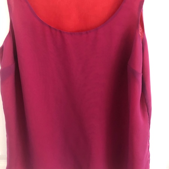 XS Double-Layered Tank Top - Picture 2 of 7